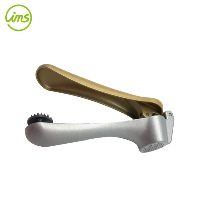 Garlic Press with Built-In Cleaner – Customizable Color Heavy-Duty Garlic Crusher